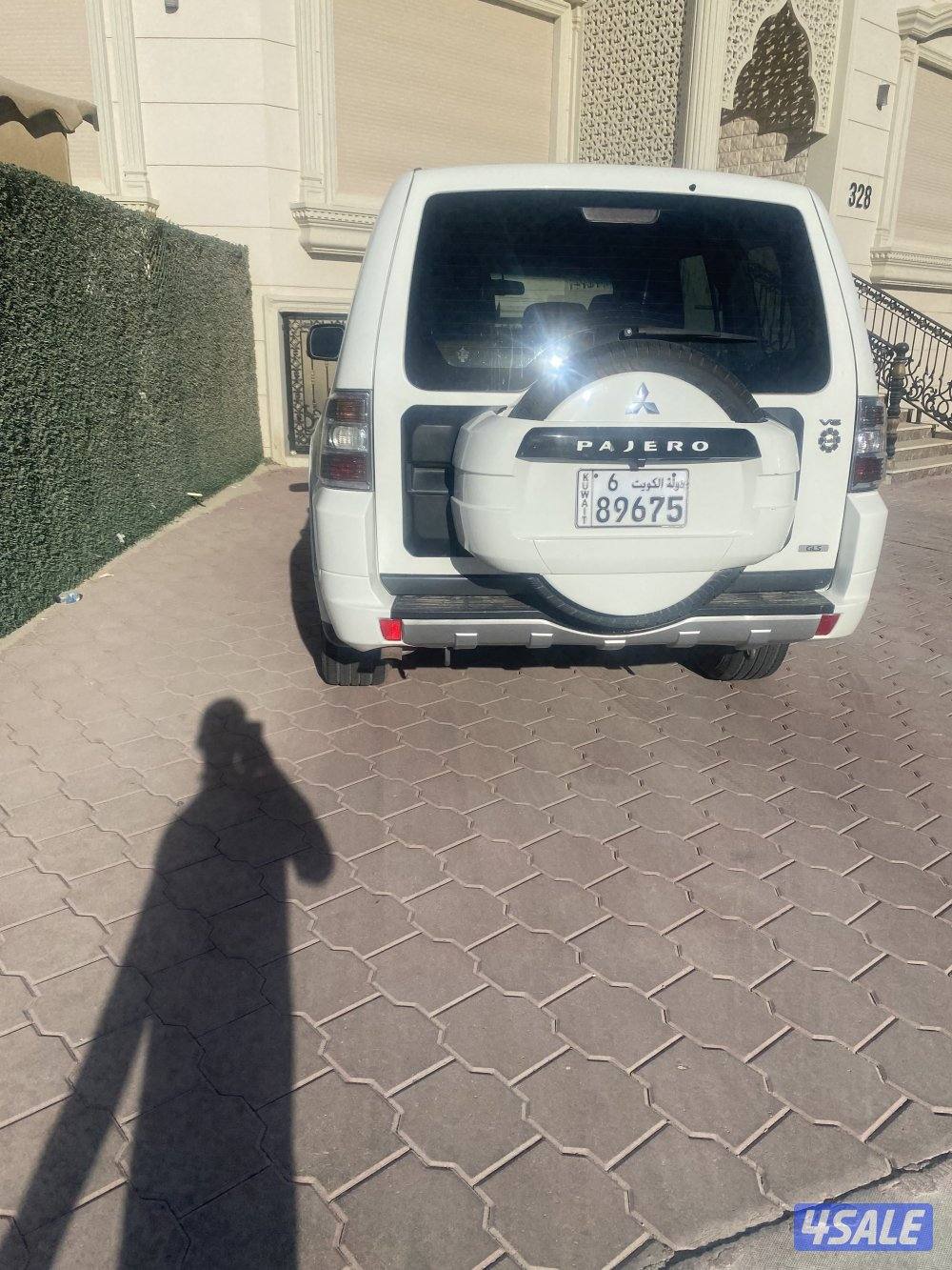 للبيع باجيرو شرط الفحص قير ماكينة شاصي مرفق الصوره ماشي ٢٩٨ ابيض اللون7