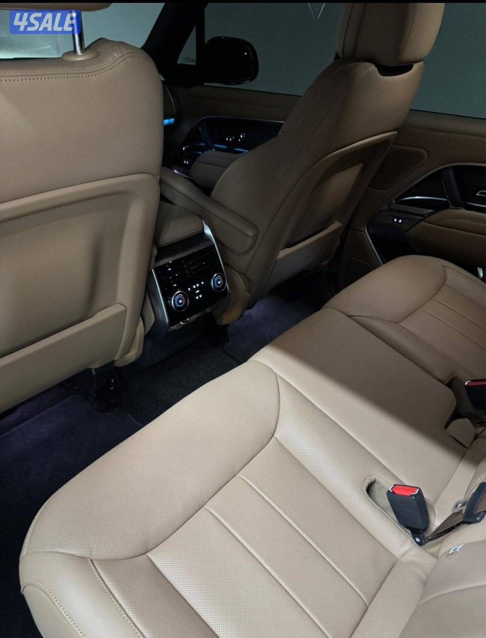 للبيع رنج روفر HSE 20231