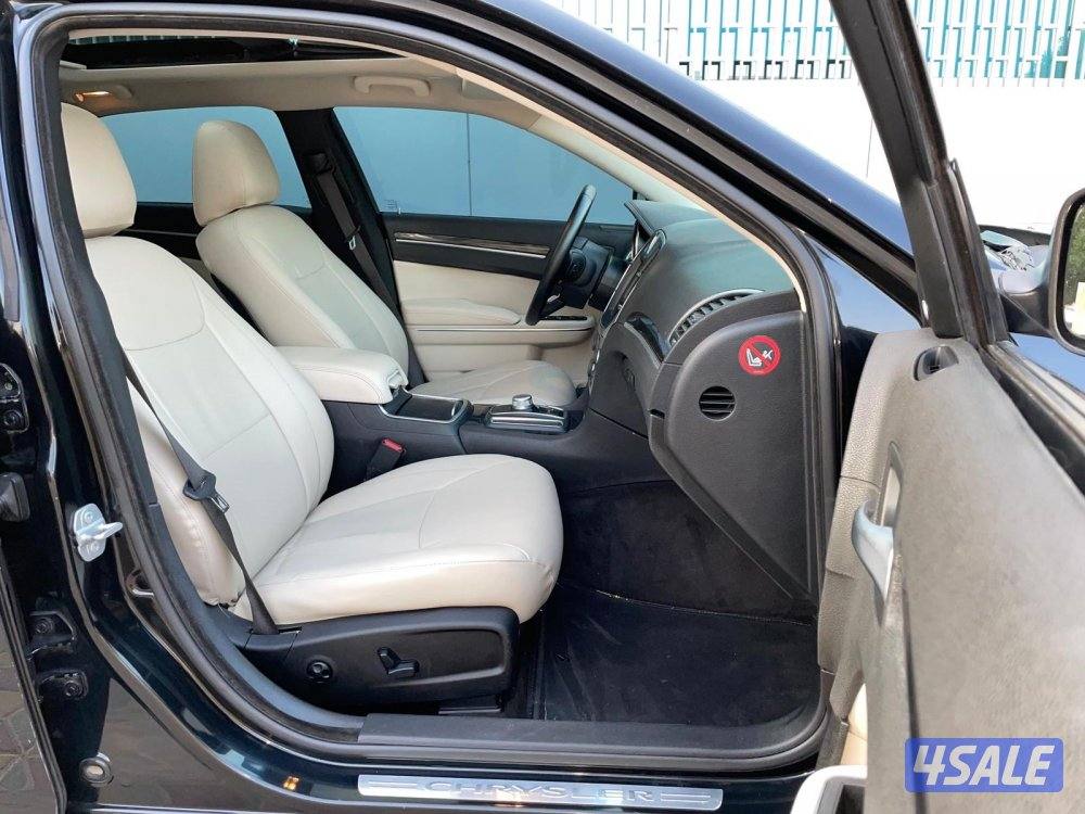 كرايزلر C300 كامل المواصفات 201813