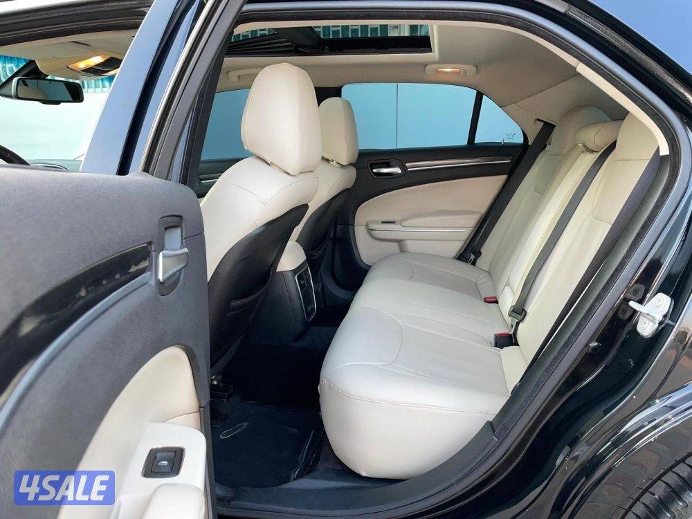 كرايزلر C300 كامل المواصفات 201814