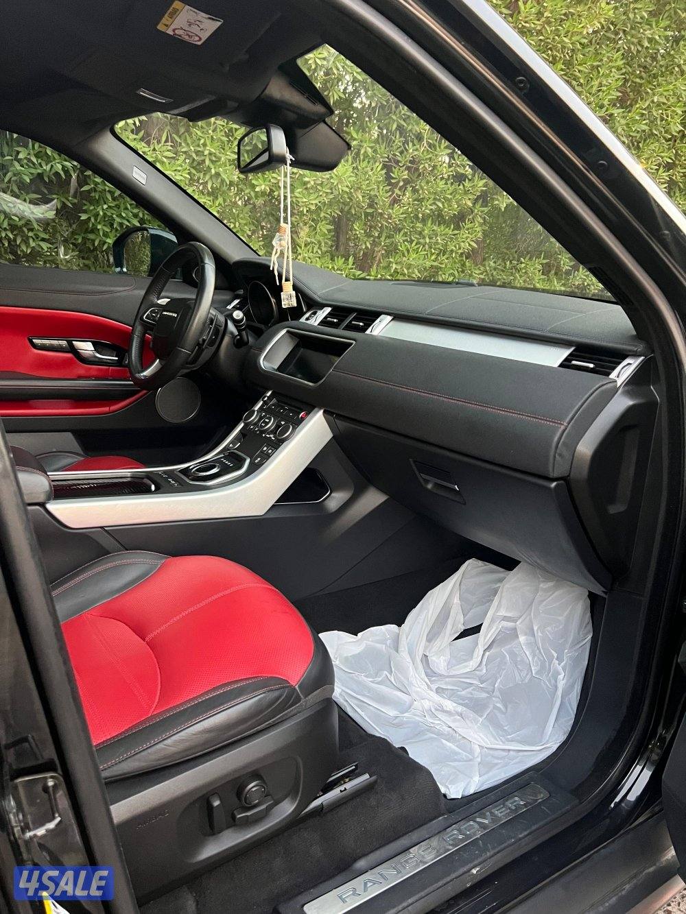 للبيع لاند روفر إيفوك موديل 201712