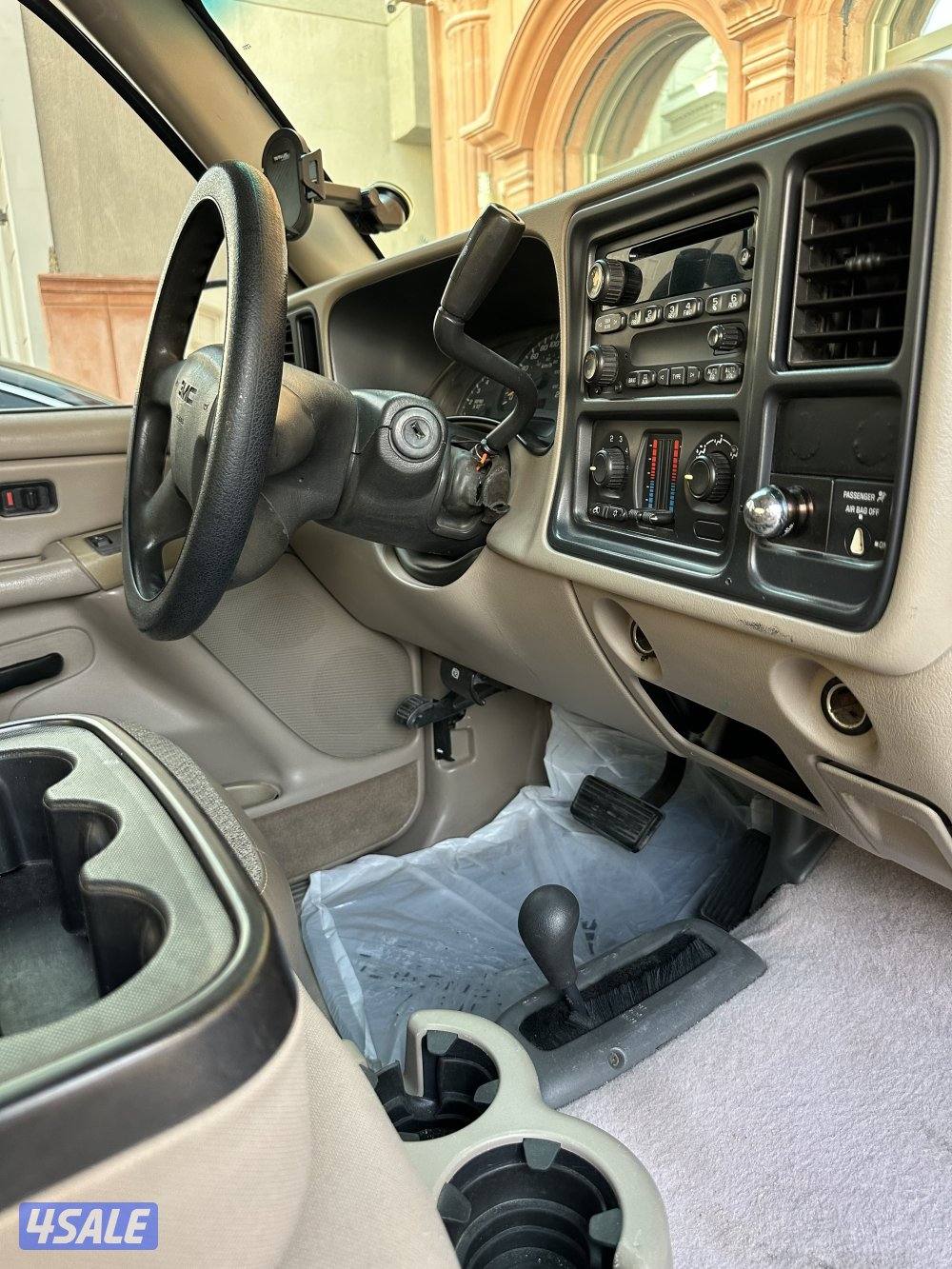 للبيع وانيت سييرا جي ام سي موديل 20057