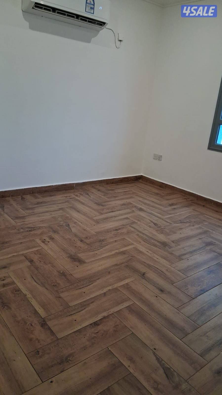 شقة ، غرفتين نوم + صالة على روف السطح  بدون موقف0