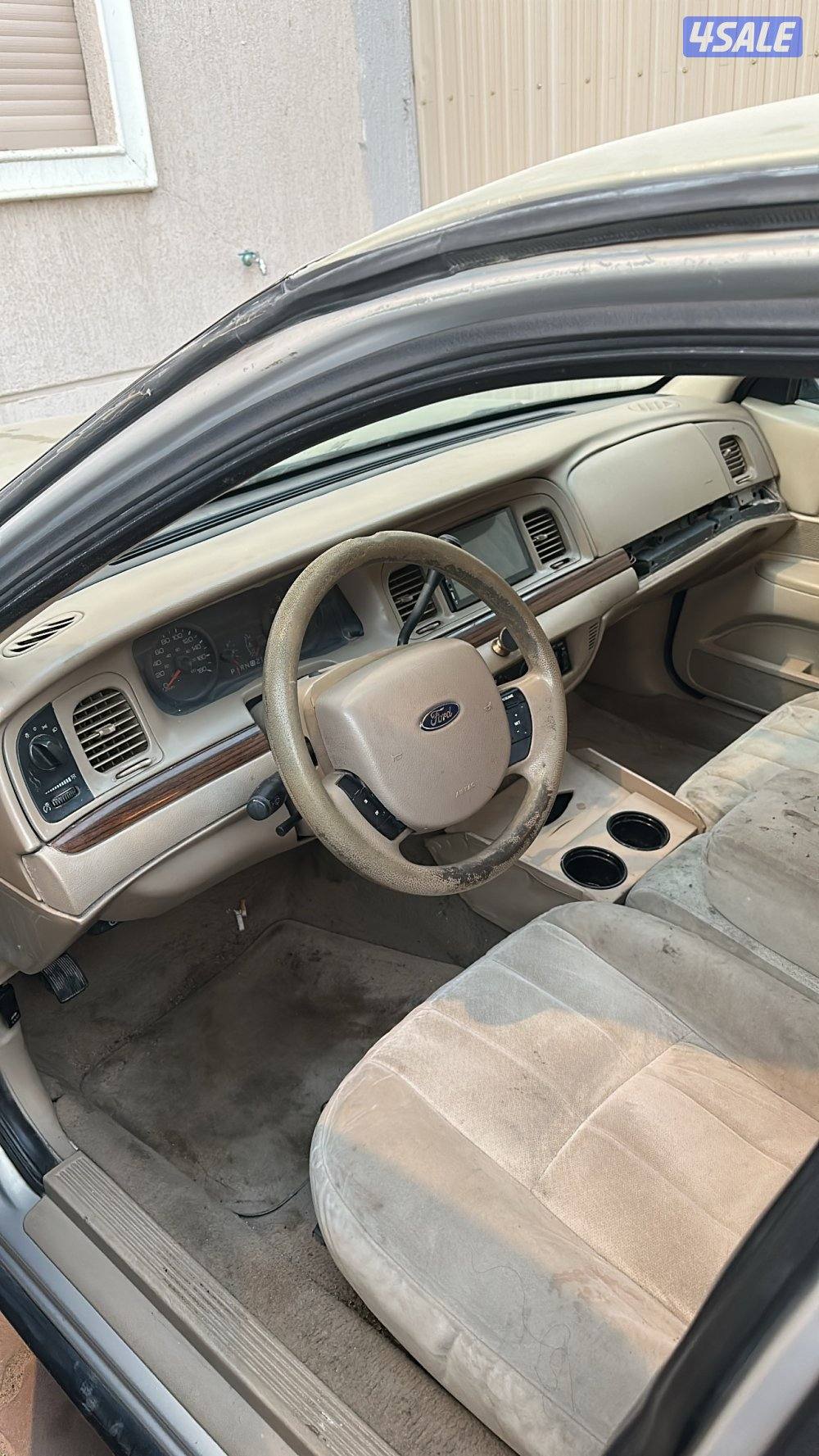 فورد فكتوريا4