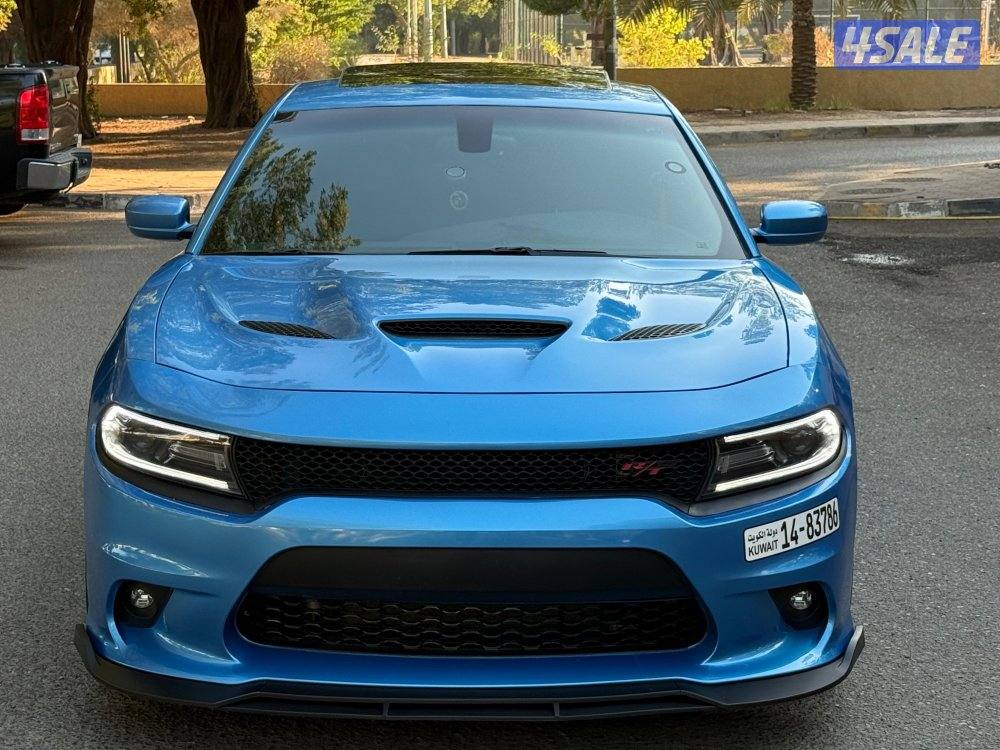 للبيع تشارجر RT/plus مواصفات خاصه مو العادي 8 سلندر2