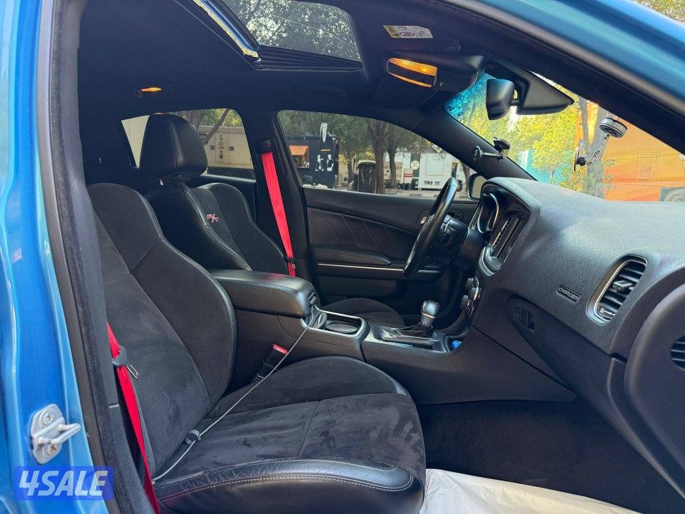 للبيع تشارجر RT/plus مواصفات خاصه مو العادي 8 سلندر5