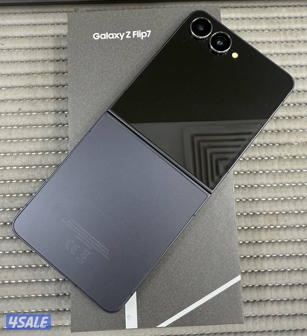 Samsung Galaxy Z Flip7 5G 256 Jet Black Used!2