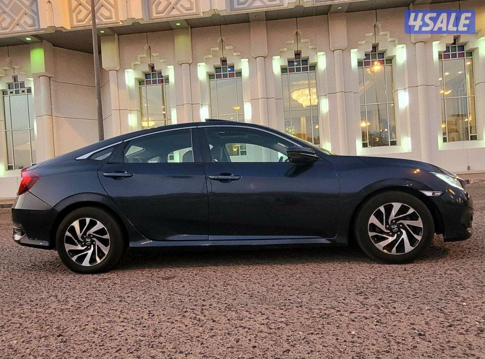 للبيع هوندا سيفيك11