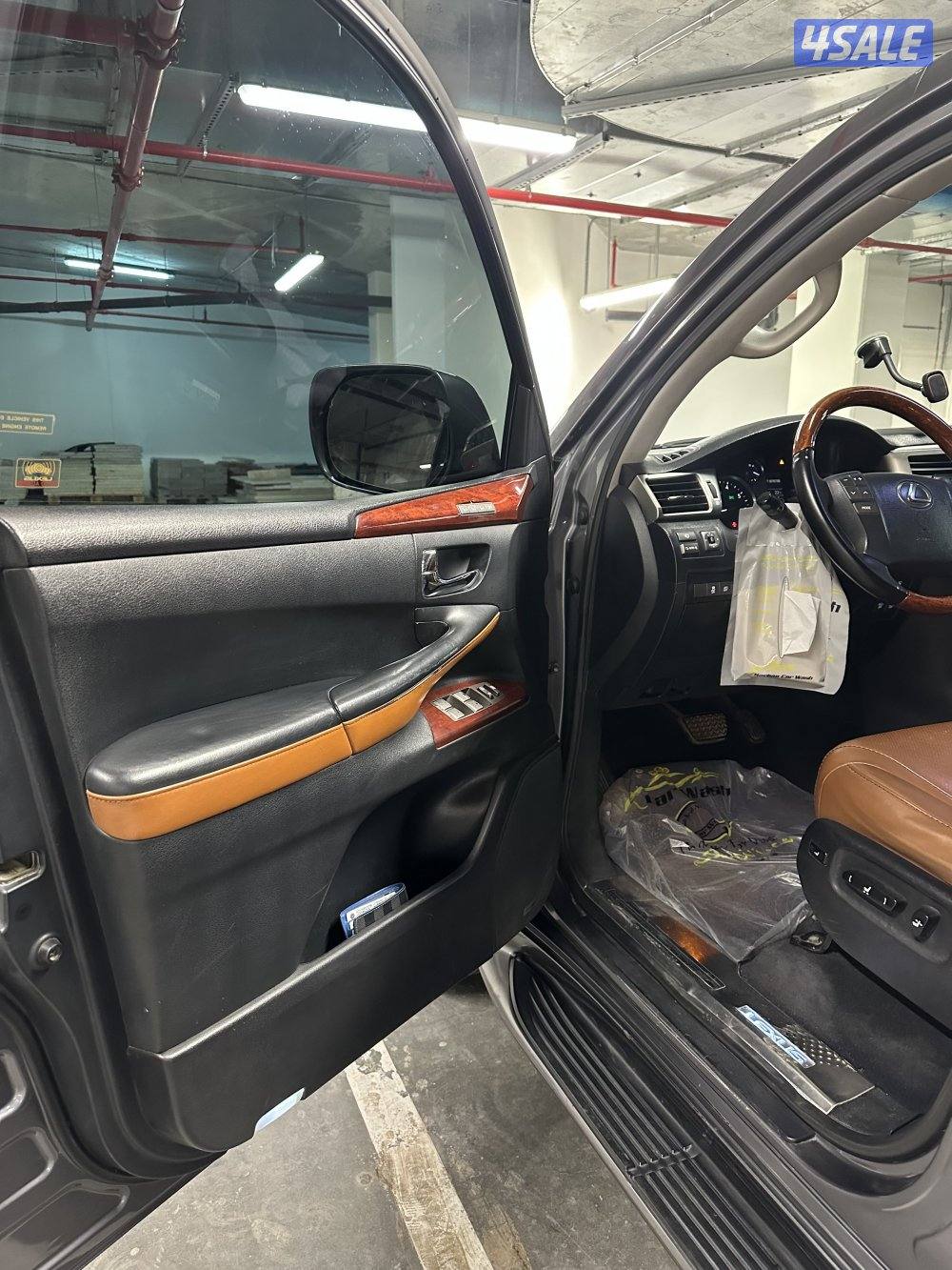 للبيع جيب لكزس 2013 صبغة وكالة حماية ربع كبوت نظييف3