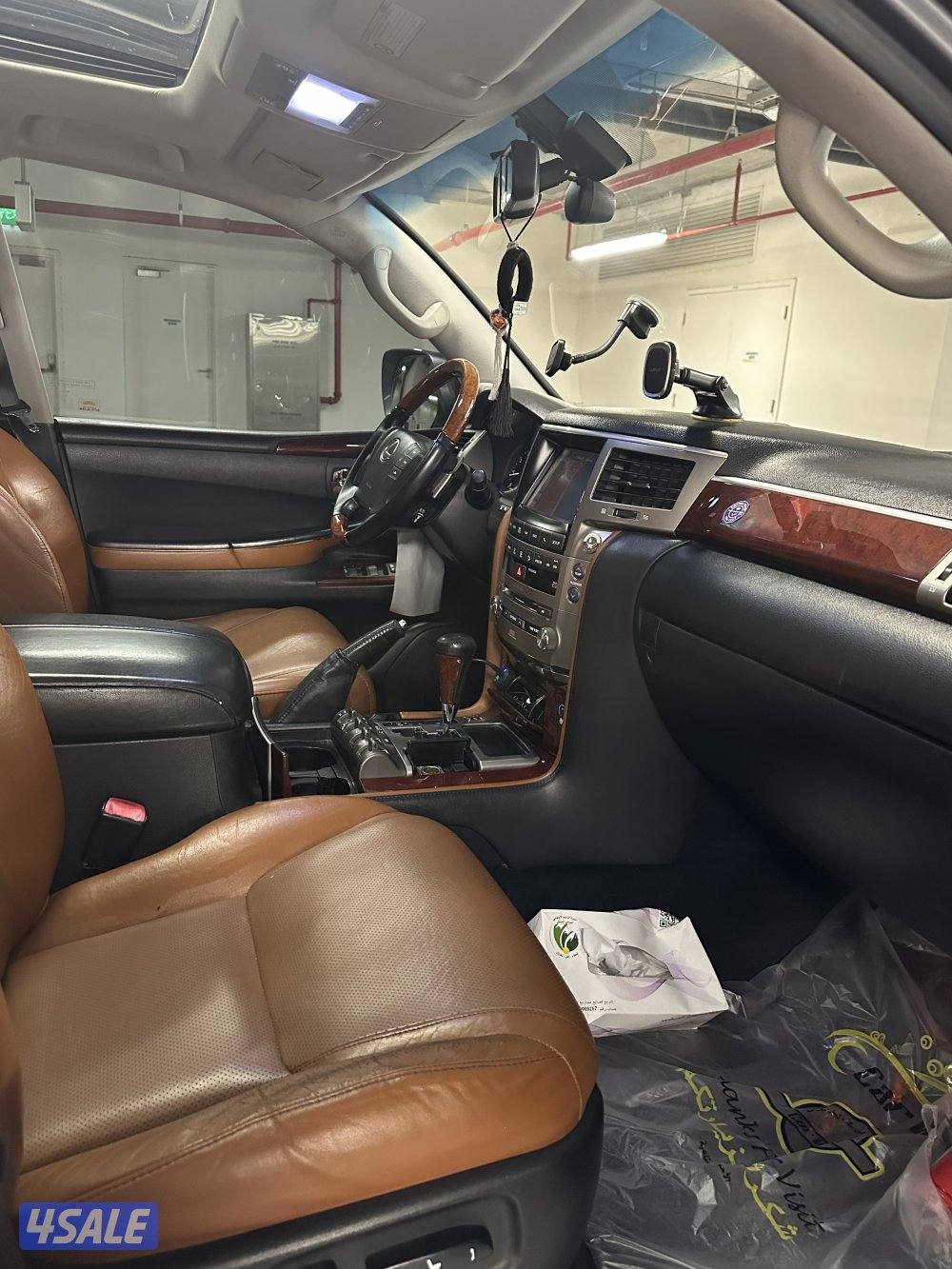 للبيع جيب لكزس 2013 صبغة وكالة حماية ربع كبوت نظييف4