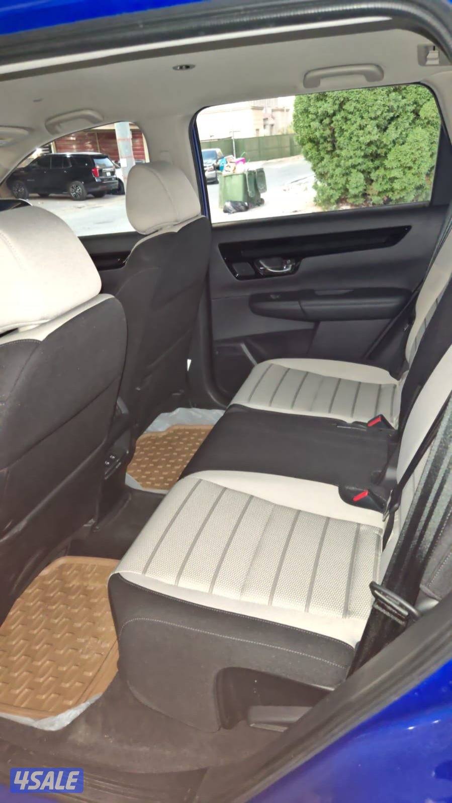 هوندا crv 2024 فئة وسط ماشية ٤٣٠٠ كم لون ا ازرق8