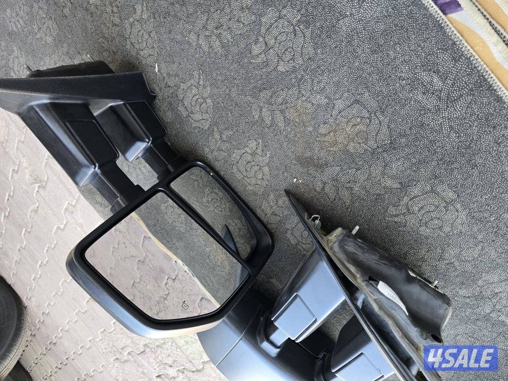 للبيع مرايات فورد عدد 25