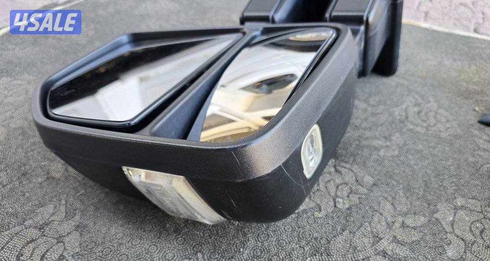 للبيع مرايات فورد عدد 29