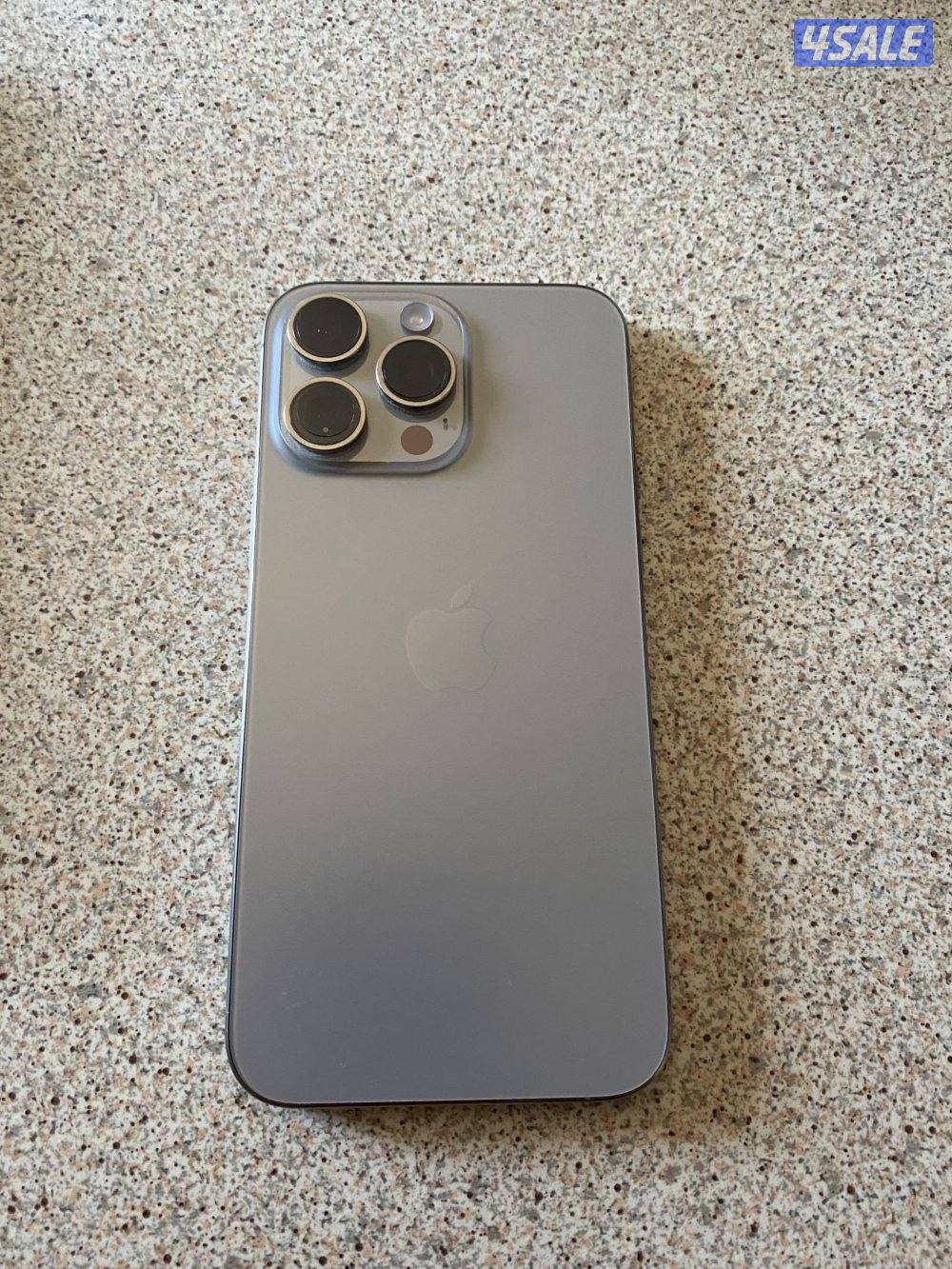 iPhone 15 Pro Max – Natural Titanium, 256GB, Battery health at 89%3