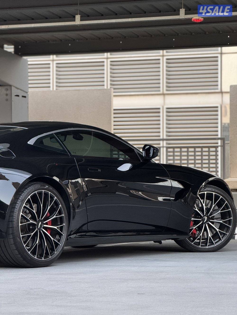 Vantage / 2023 / 8 km المالك الاول1