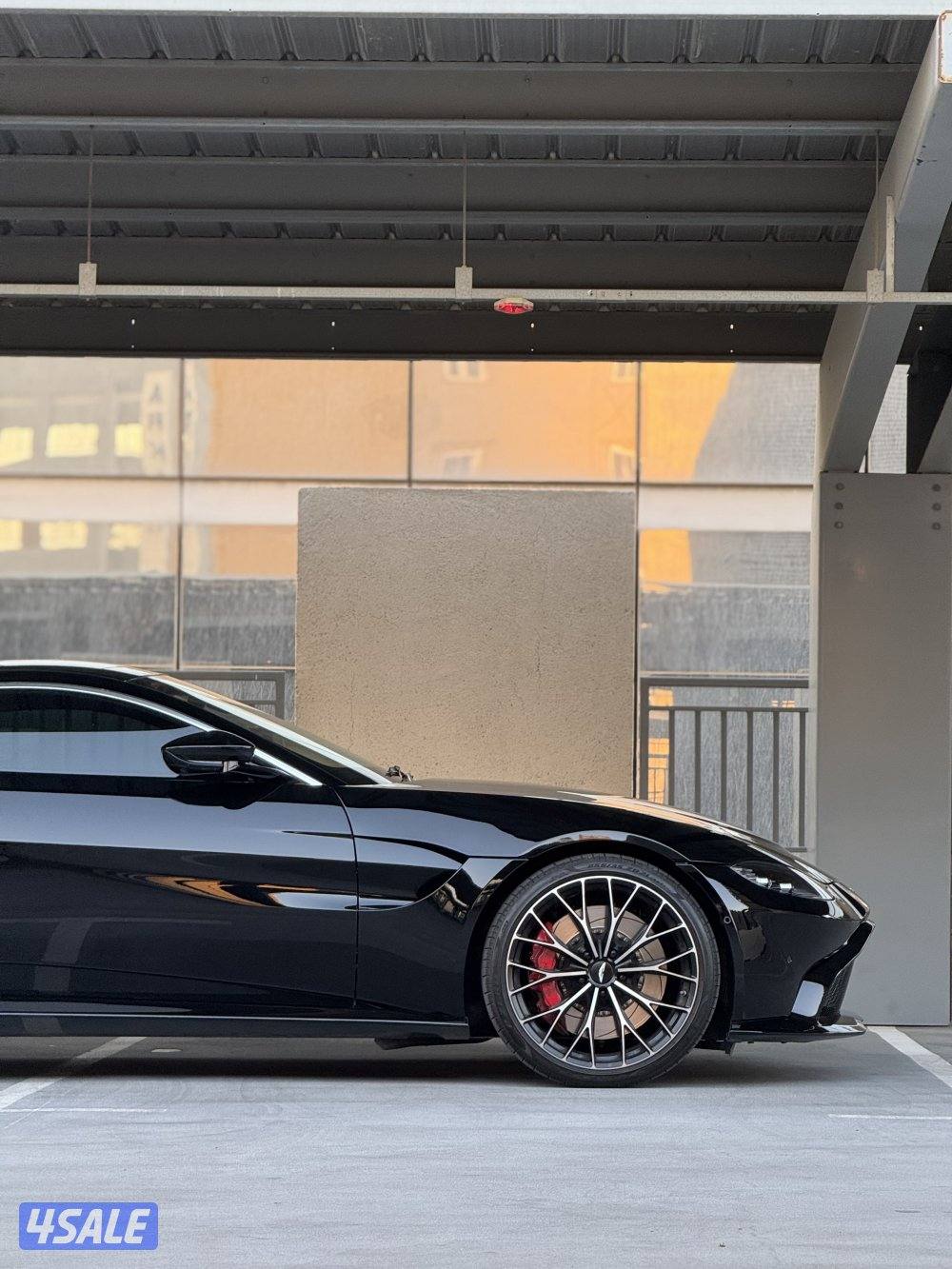 Vantage / 2023 / 8 km المالك الاول4
