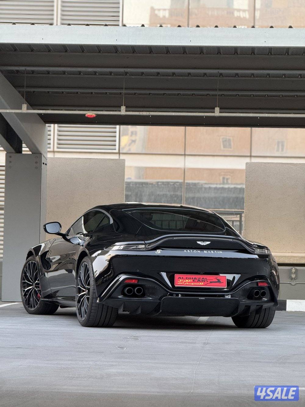 Vantage / 2023 / 8 km المالك الاول10