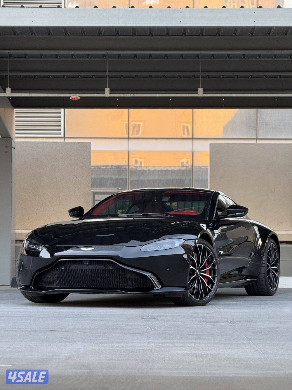 Vantage / 2023 / 8 km المالك الاول12