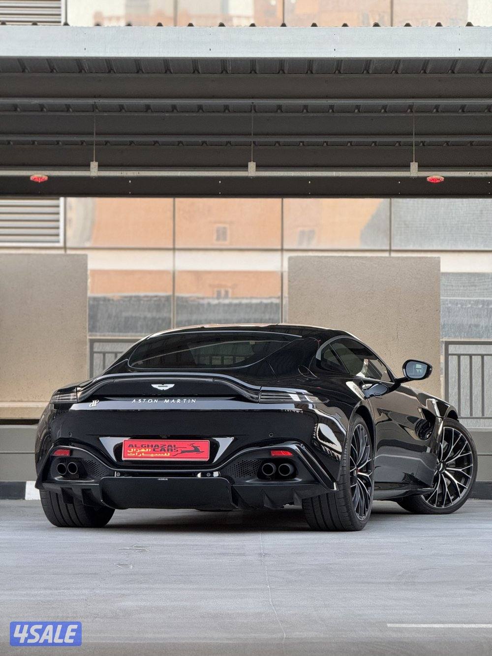 Vantage / 2023 / 8 km المالك الاول13