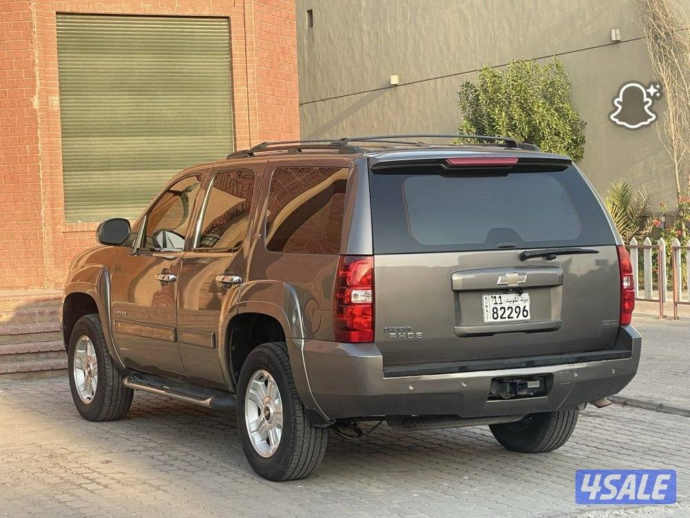 للبيع تاهو Z71 الفل موديل 20110