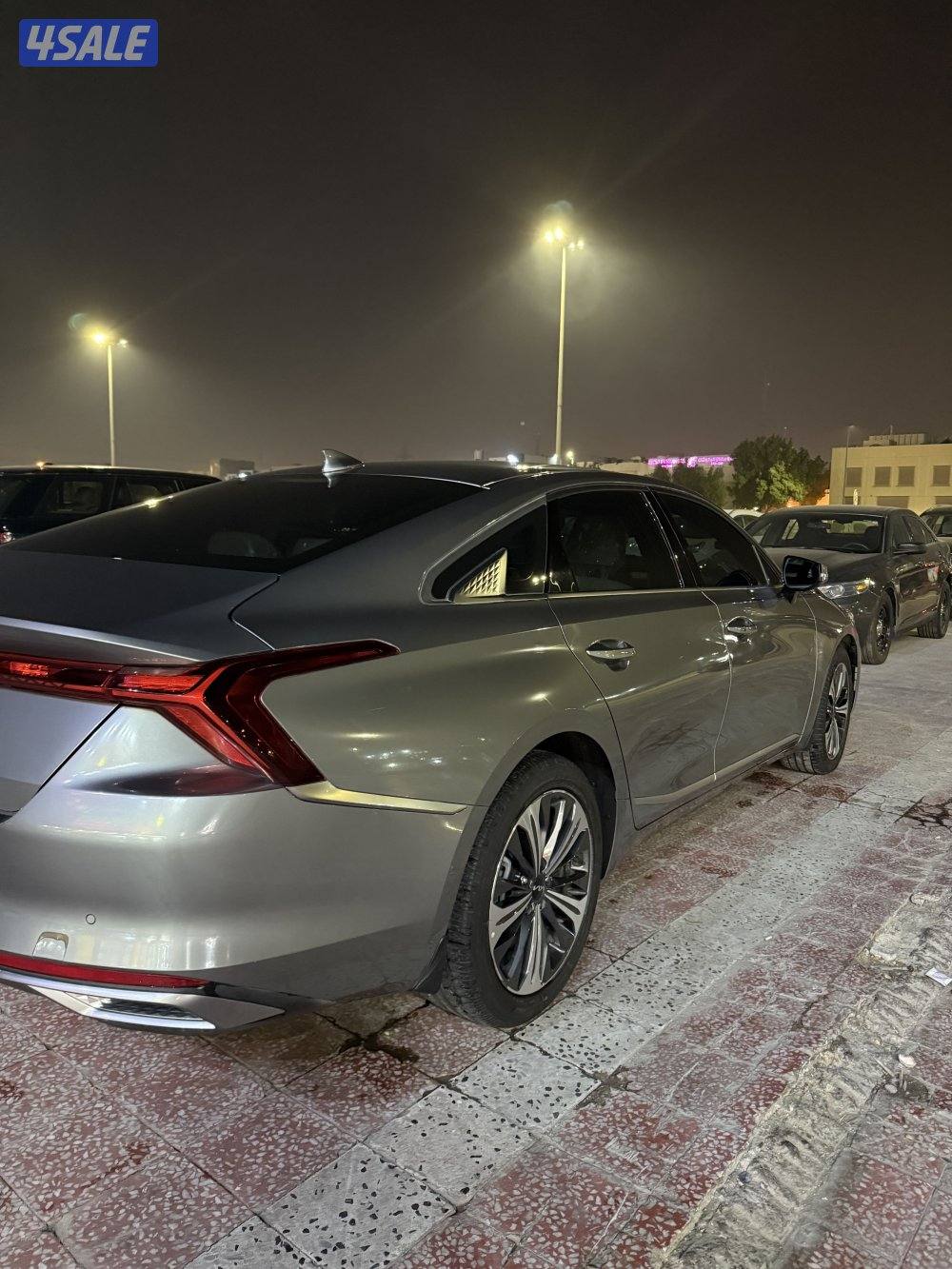 للبيع كيا k83