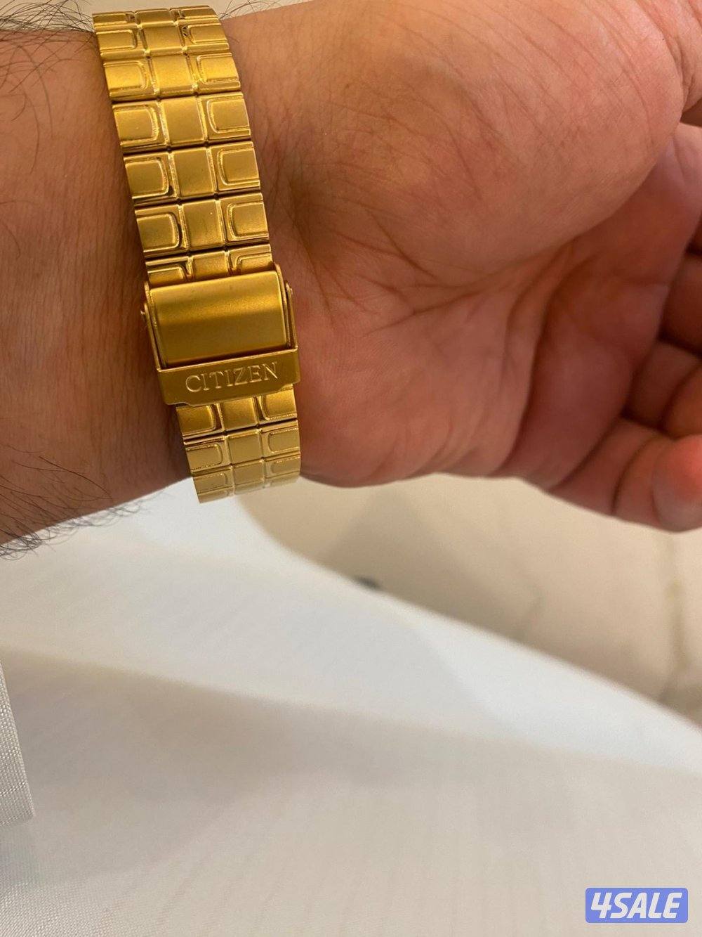 للبيع ساعة جديدة اصلية كاسيو5