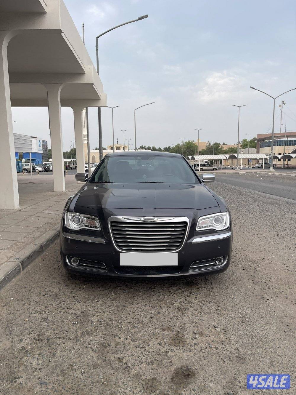 8 سلندر ، كشنات جلد، sport mode, شاشه srt, جير ومكينه وشاصي بحاله جيده0