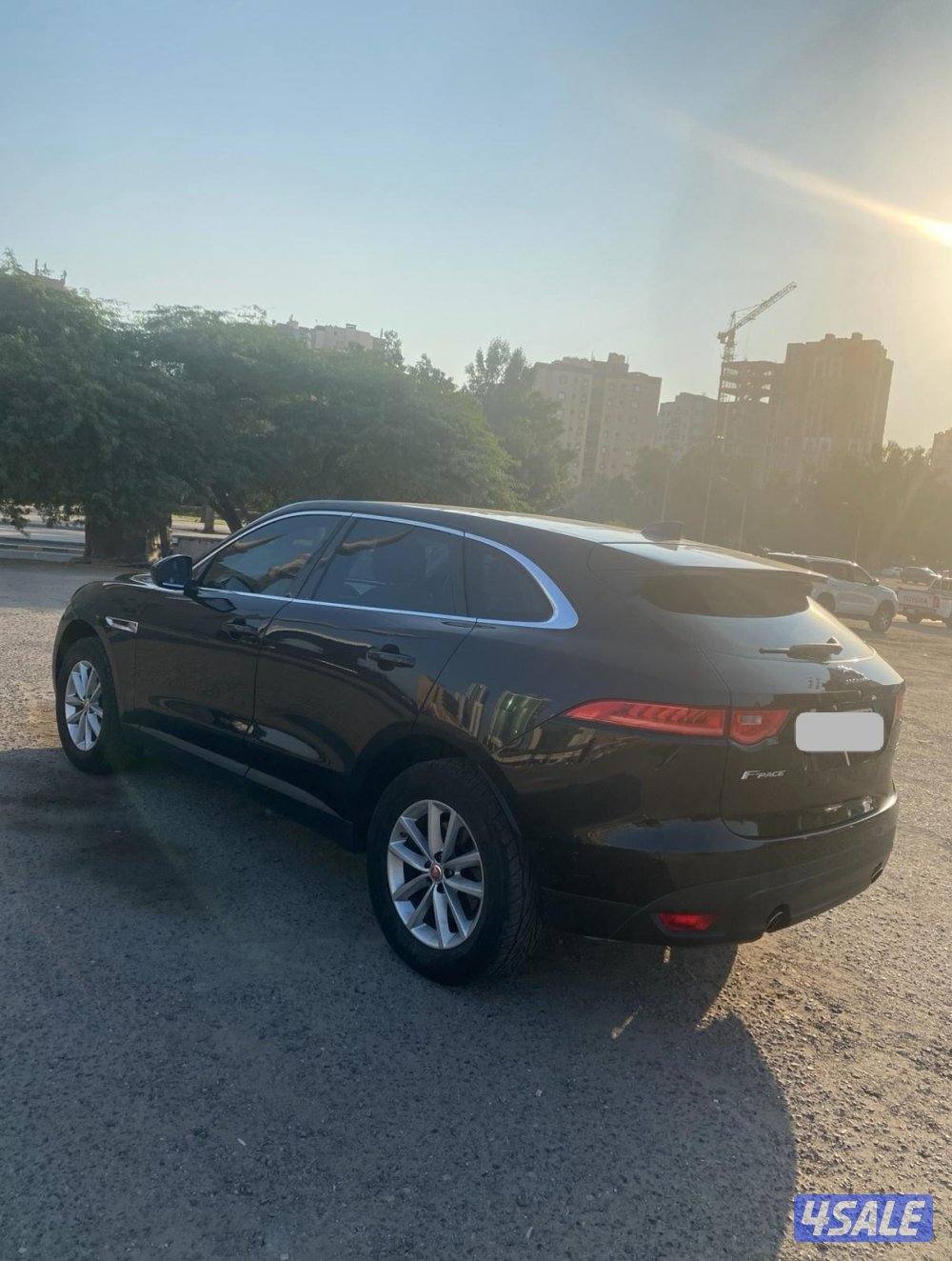 Jaguar F-Pace 25t للبيع جيب جاكوار1
