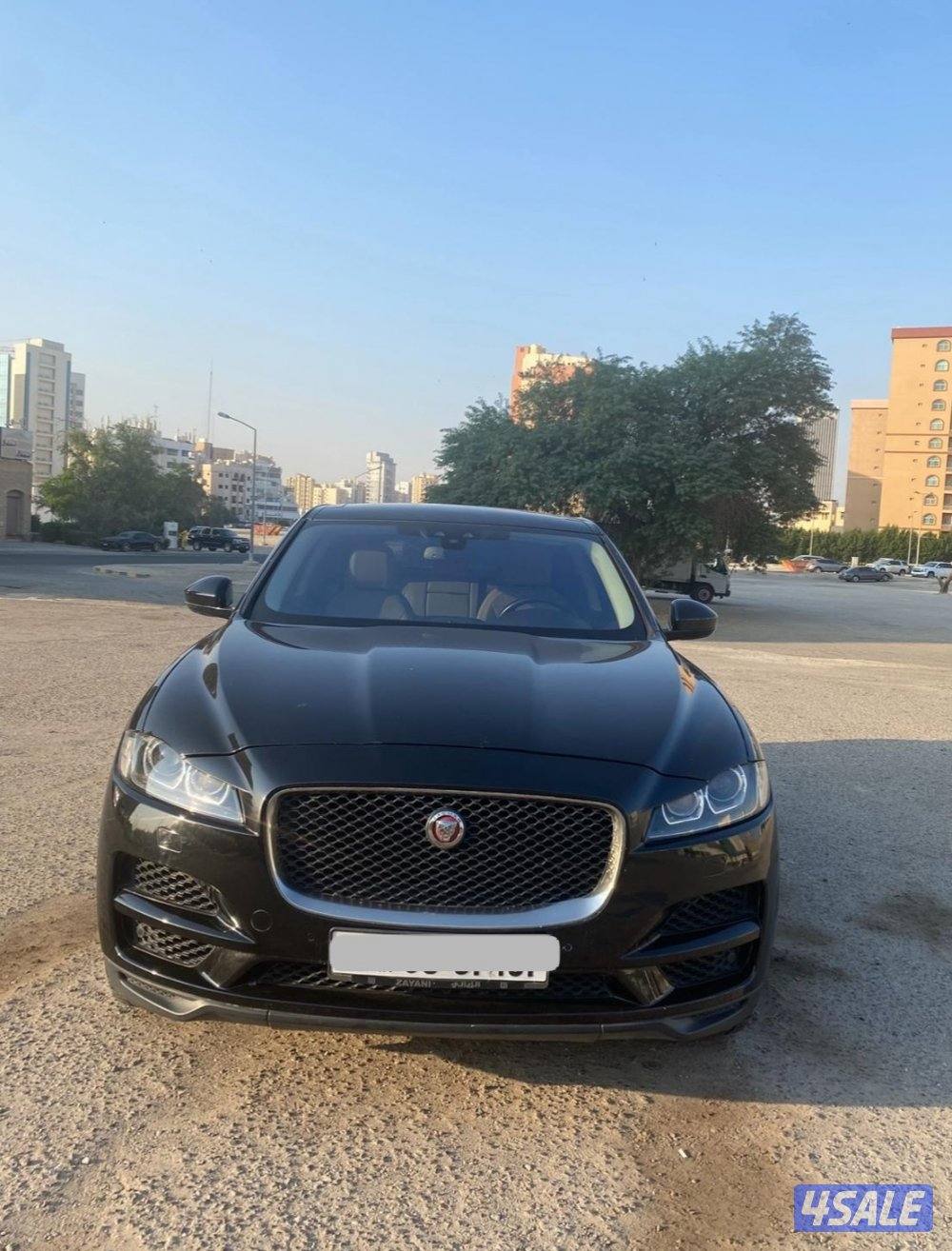 Jaguar F-Pace 25t للبيع جيب جاكوار2