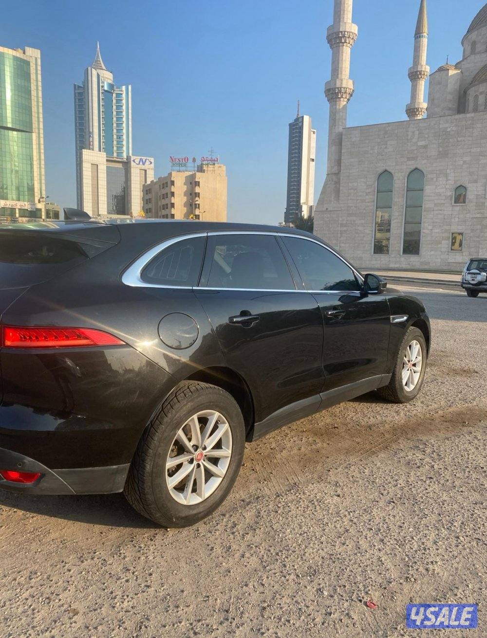 Jaguar F-Pace 25t للبيع جيب جاكوار3