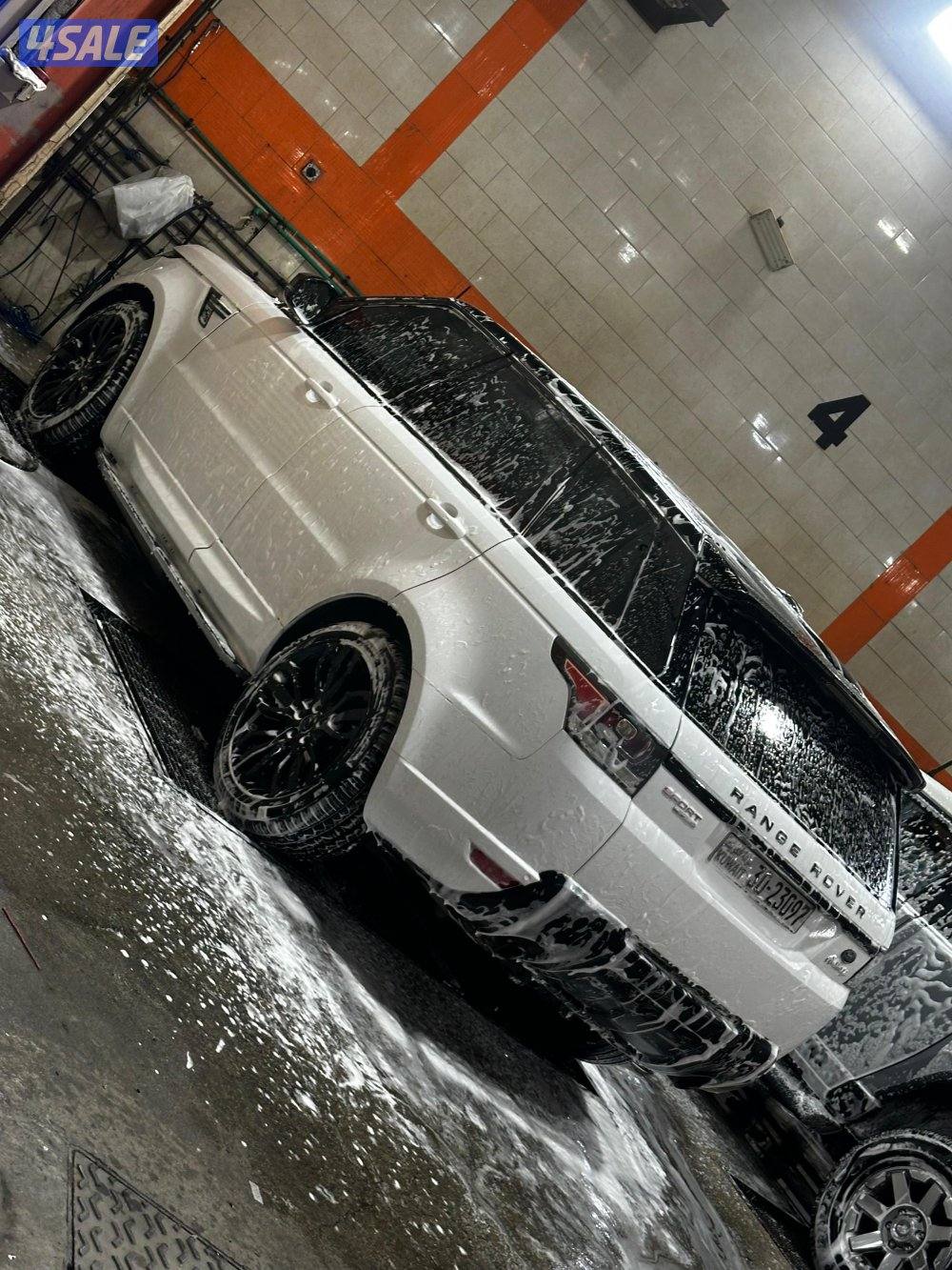 للبيع رنج سبورت موديل 2014  سته سلندر ابيض من داخل بيج يبيلة بس مكينه0