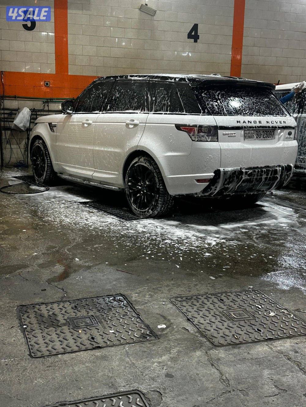 للبيع رنج سبورت موديل 2014  سته سلندر ابيض من داخل بيج يبيلة بس مكينه1