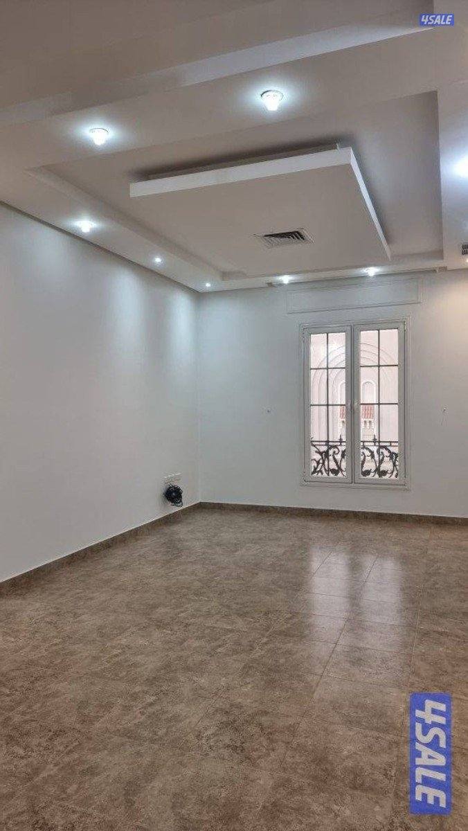 للايجار شقة في  سعد العبدالله قطعه 112