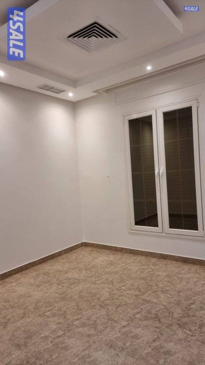للايجار شقة في  سعد العبدالله قطعه 114