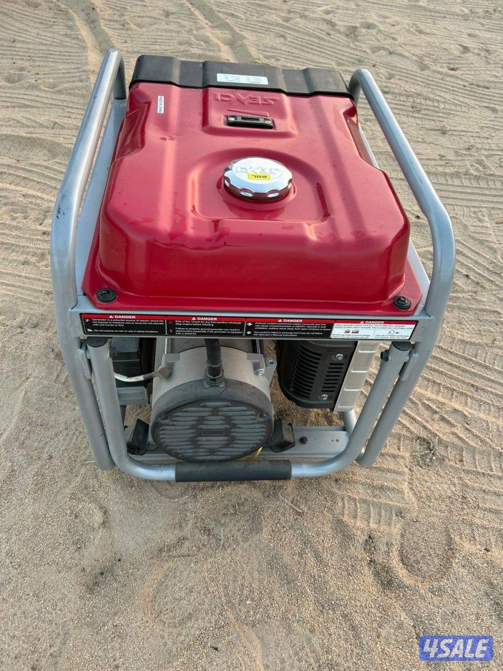 للبيع مكينه سنسي 11000 ألف صافي 9000 نظيفه جدا2