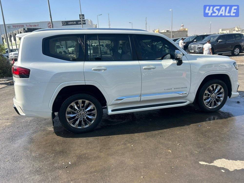 تويوتا لاند كروزر GX.R AEROs twin turbo .V63