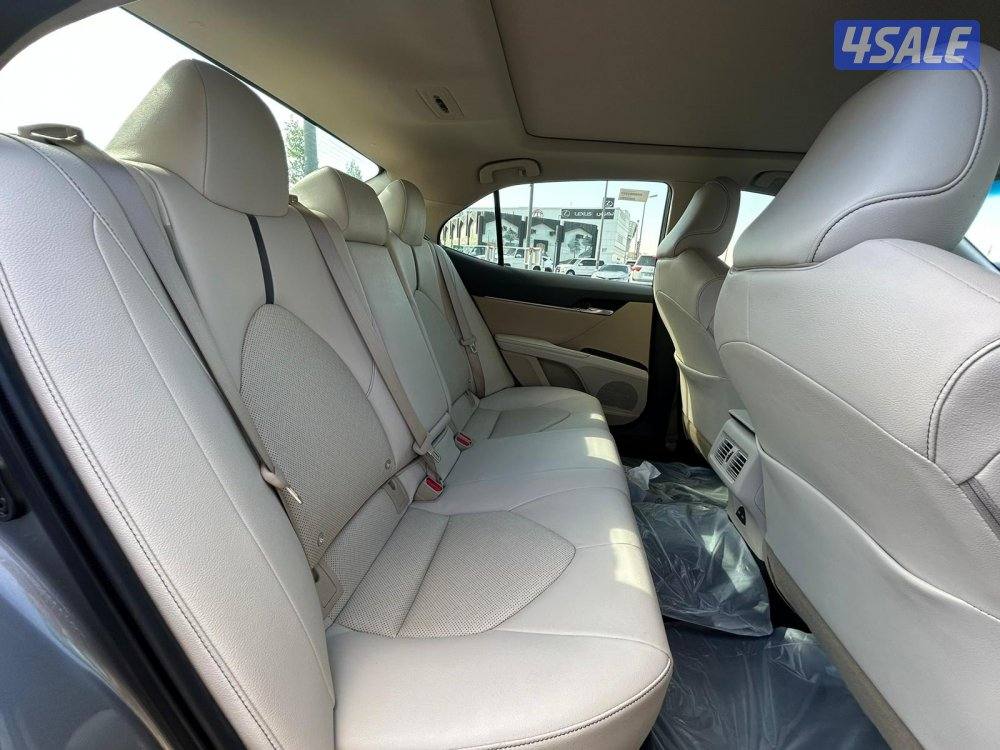 تويوتا كامرى LIMITEDEDITION.V64