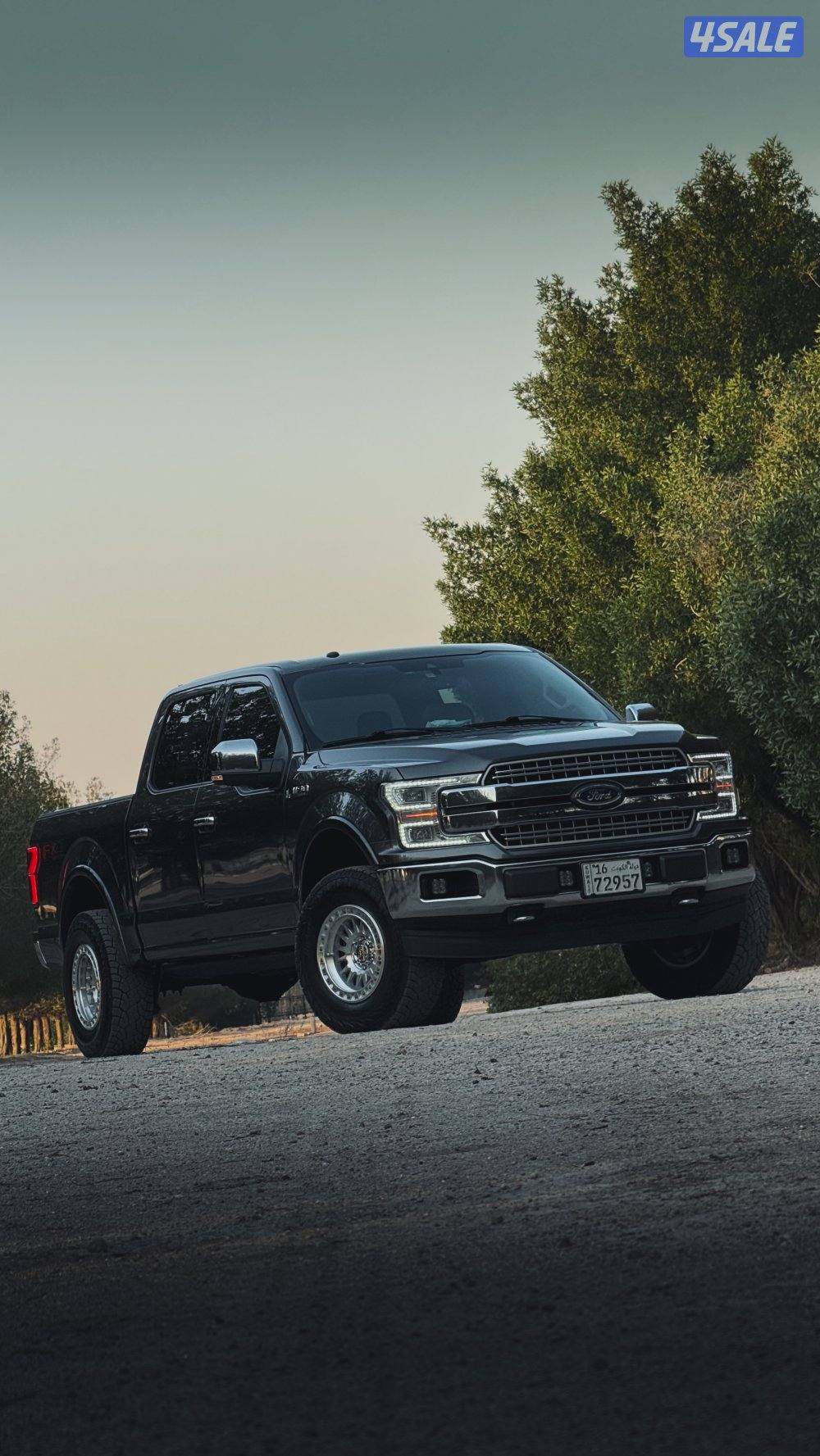 للبيع وانيت فورد F-150 Lariat0