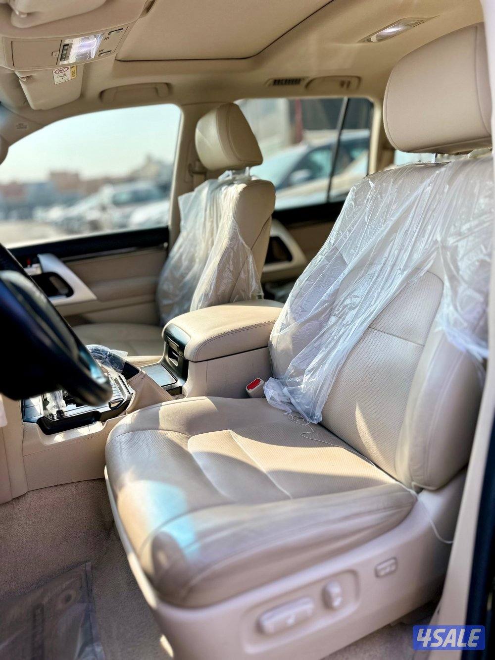 لاند كروزر GXR الساير موديل 2021 عداد 1489