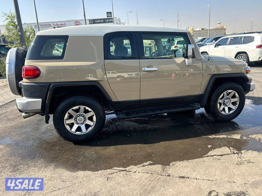 تويوتا FJ cruiser2