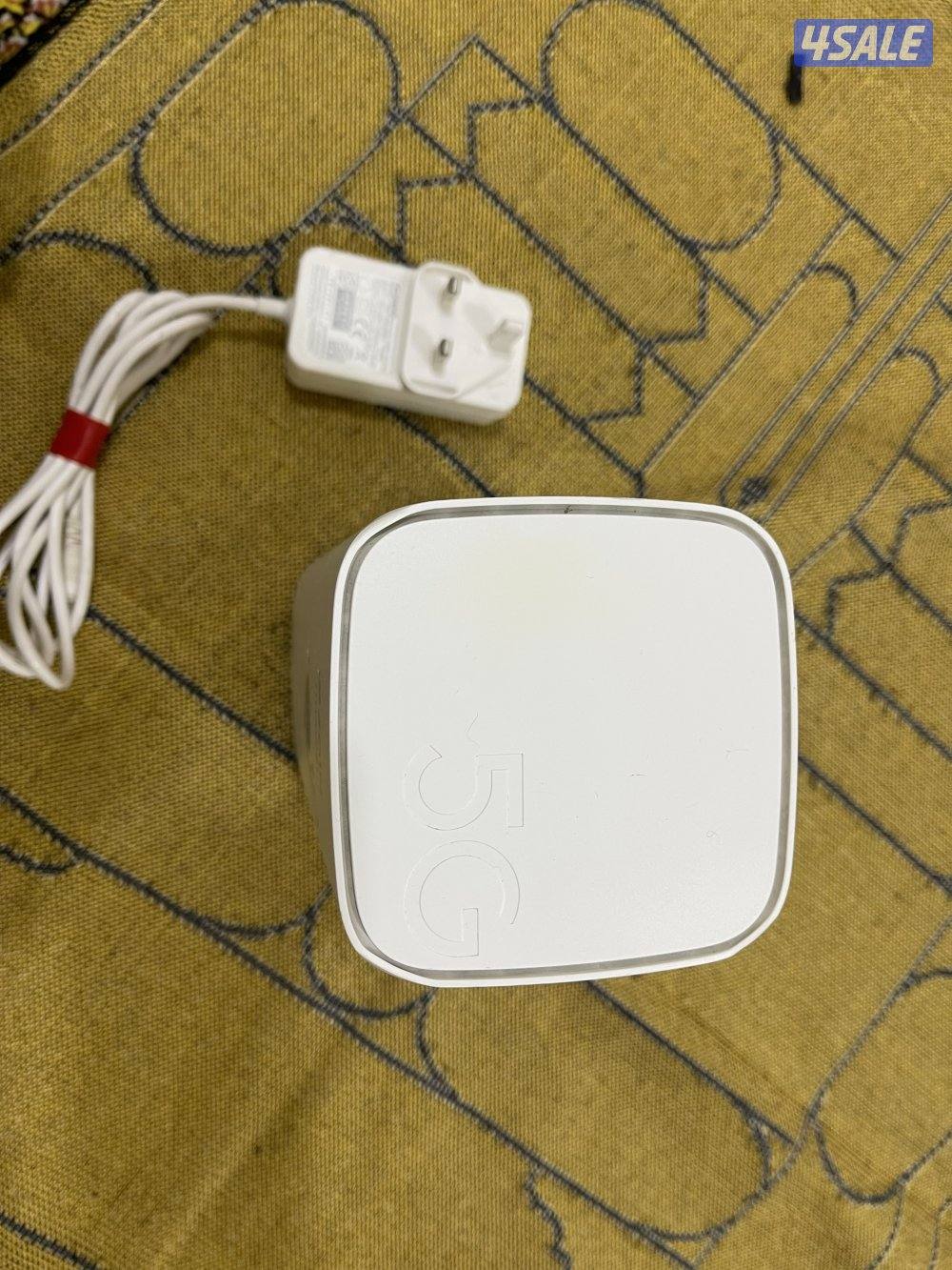 راوتر ثابت هواوي برو 3 نظيف وشغال تمام شبكة زين مع الشحن الاصلي8