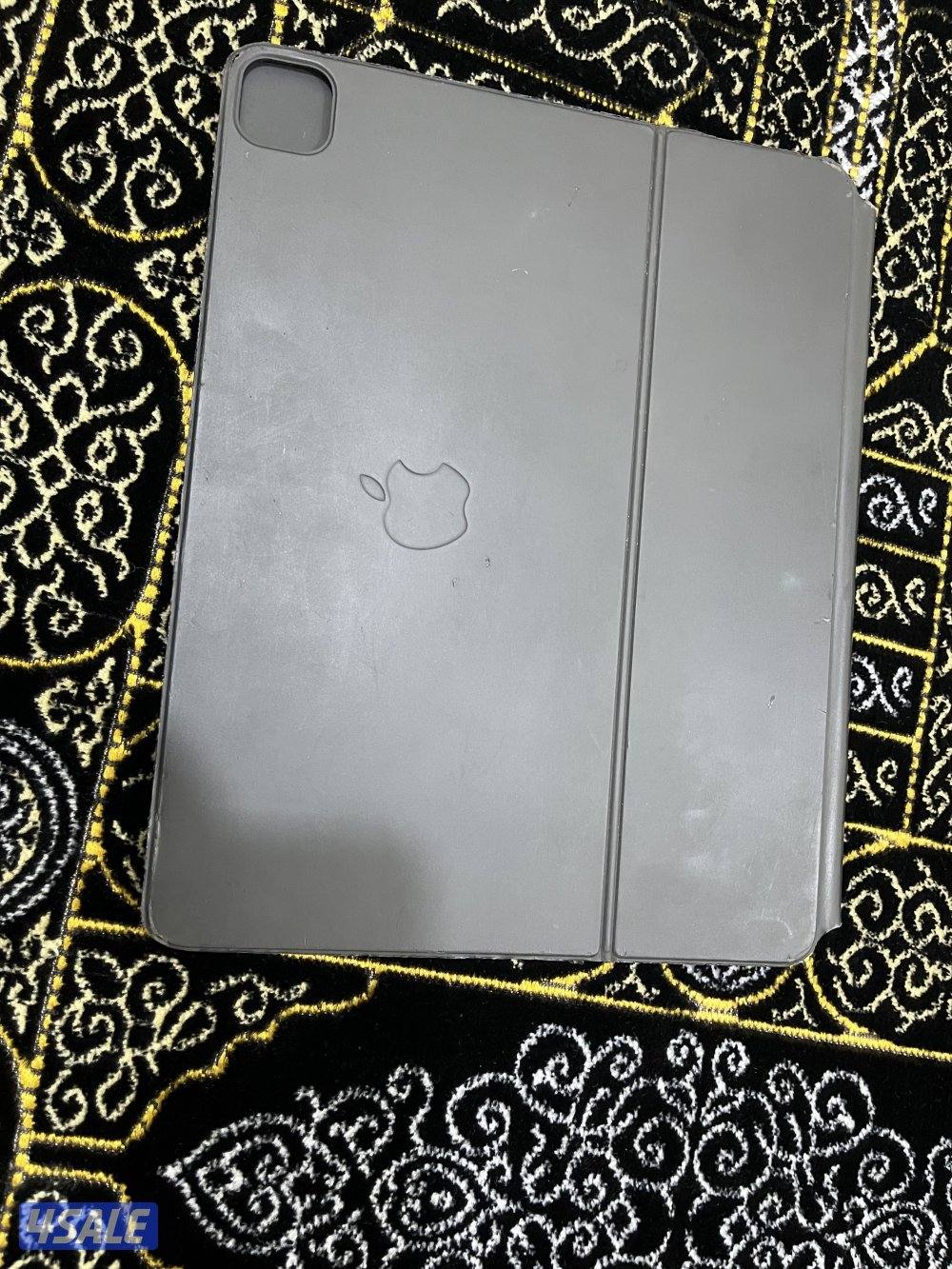 كيبورد ابل ماجيك الاصلي 12.9 بوصة نظيف وشغال تمام5