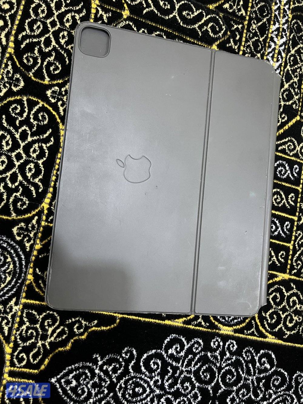 كيبورد ابل ماجيك الاصلي 12.9 بوصة نظيف وشغال تمام6