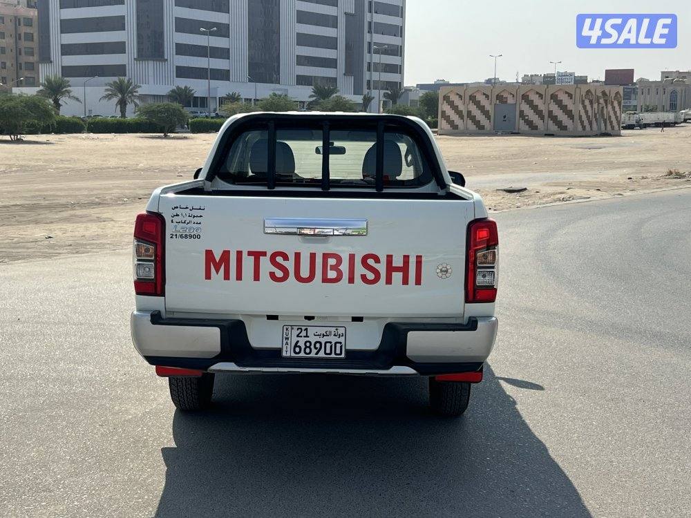 وانيت مستوبيشي - دبل جير - موديل 20235