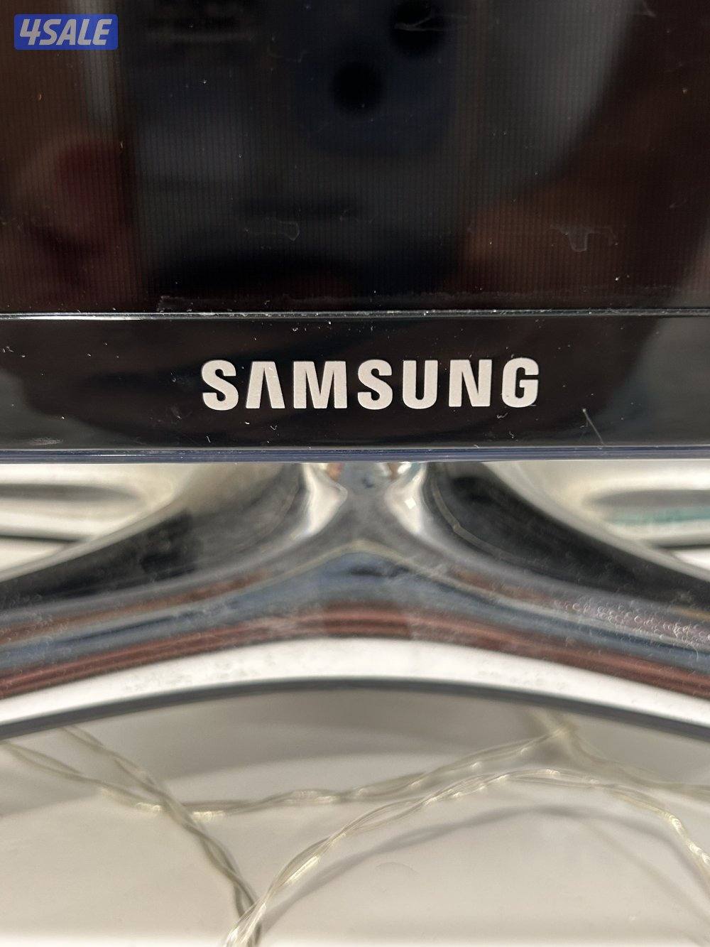 للبيع تلفزيون سامسونج 60 بوصه1