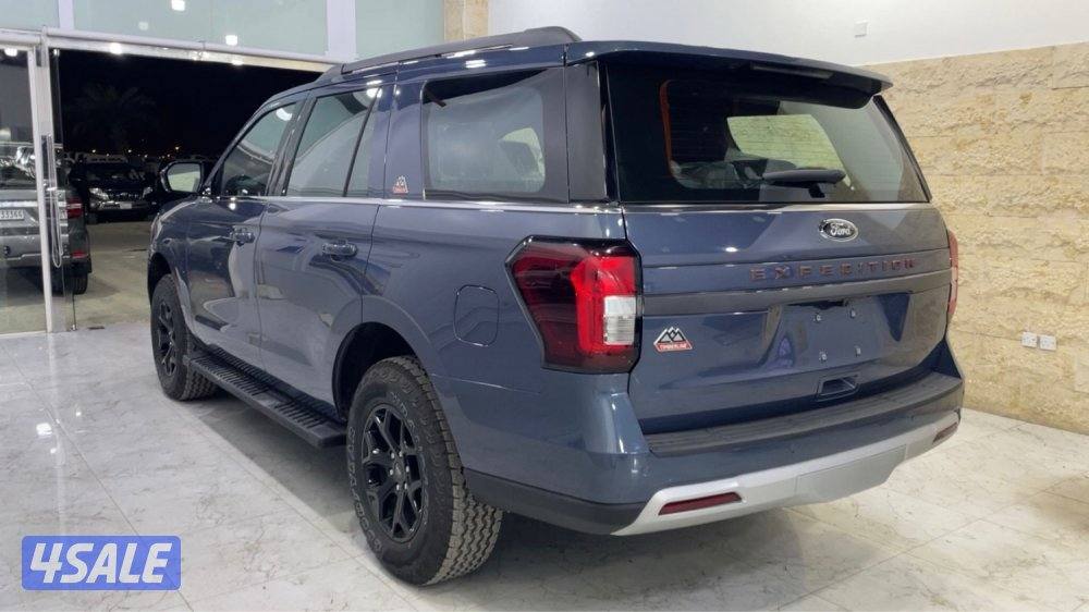 للبيع فورد اكسبدشن 2023 اصفار2