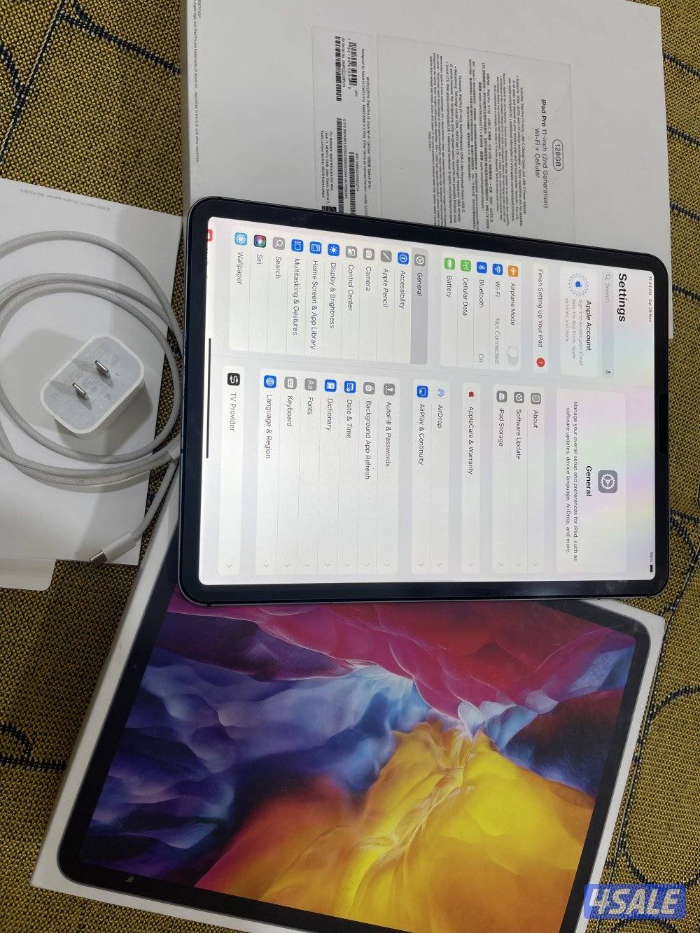 ايباد ابل برو 11 انش 128 قيقا خط شريحة نظيف وشغال تمام مع الكرتون3
