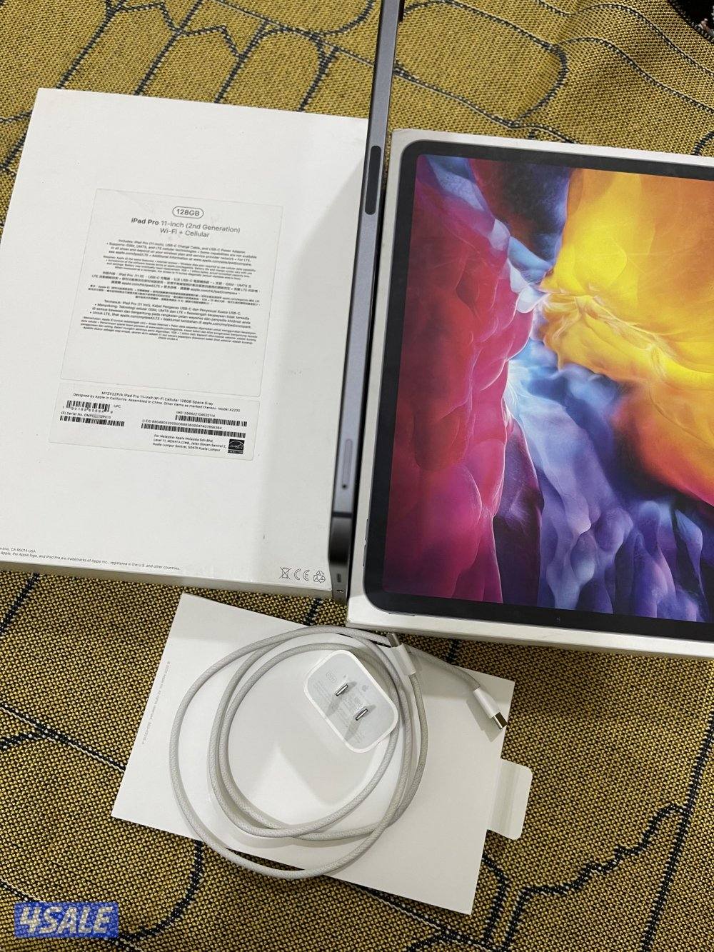 ايباد ابل برو 11 انش 128 قيقا خط شريحة نظيف وشغال تمام مع الكرتون6