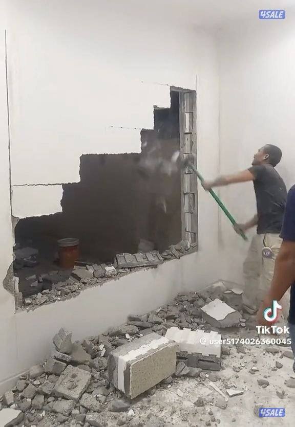 ترميمات عامه بناء هدم تكسير مساح وسيجما وصبغ داخلي وخارجي1