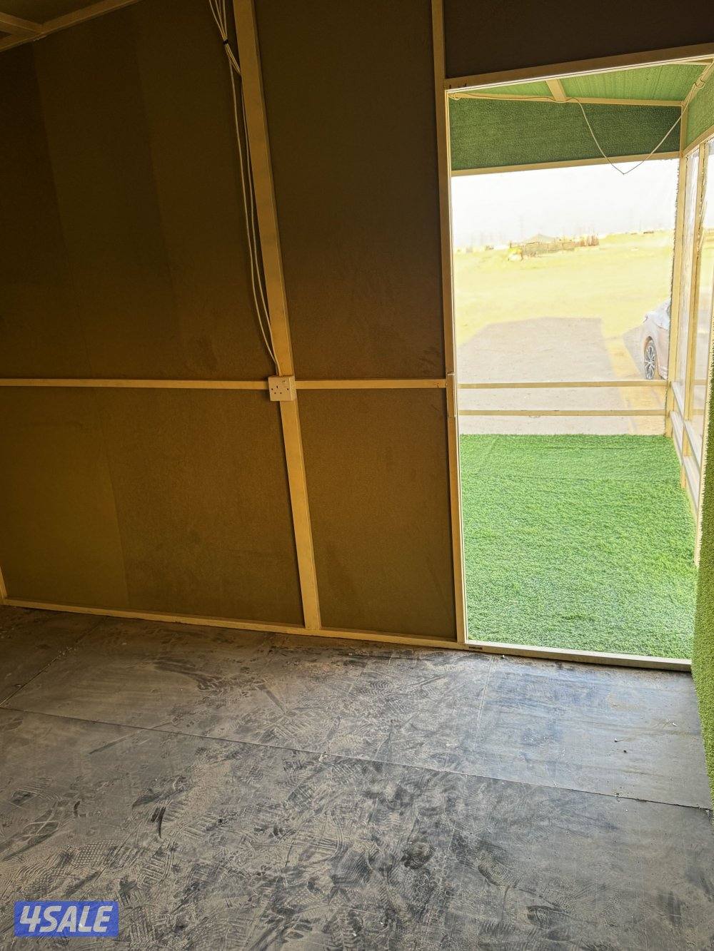 للبيع غرفه وعرزاله2